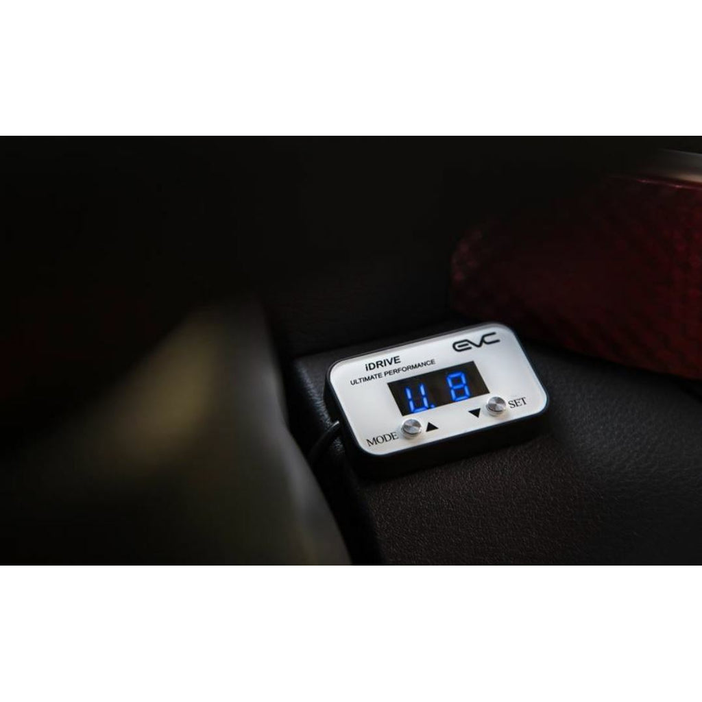 Ultimate9 Throttle Controller for Jaguar XJ (03/2003 - 10/2020), Land Rover Range Rover (04/2005 - on), Land Rover Discovery (07/2004 - on), Land Rover Defender (09/2003 - on), Land Rover Range Rover Velar (03/2017 - on), Land Rover Range Rover Sport...